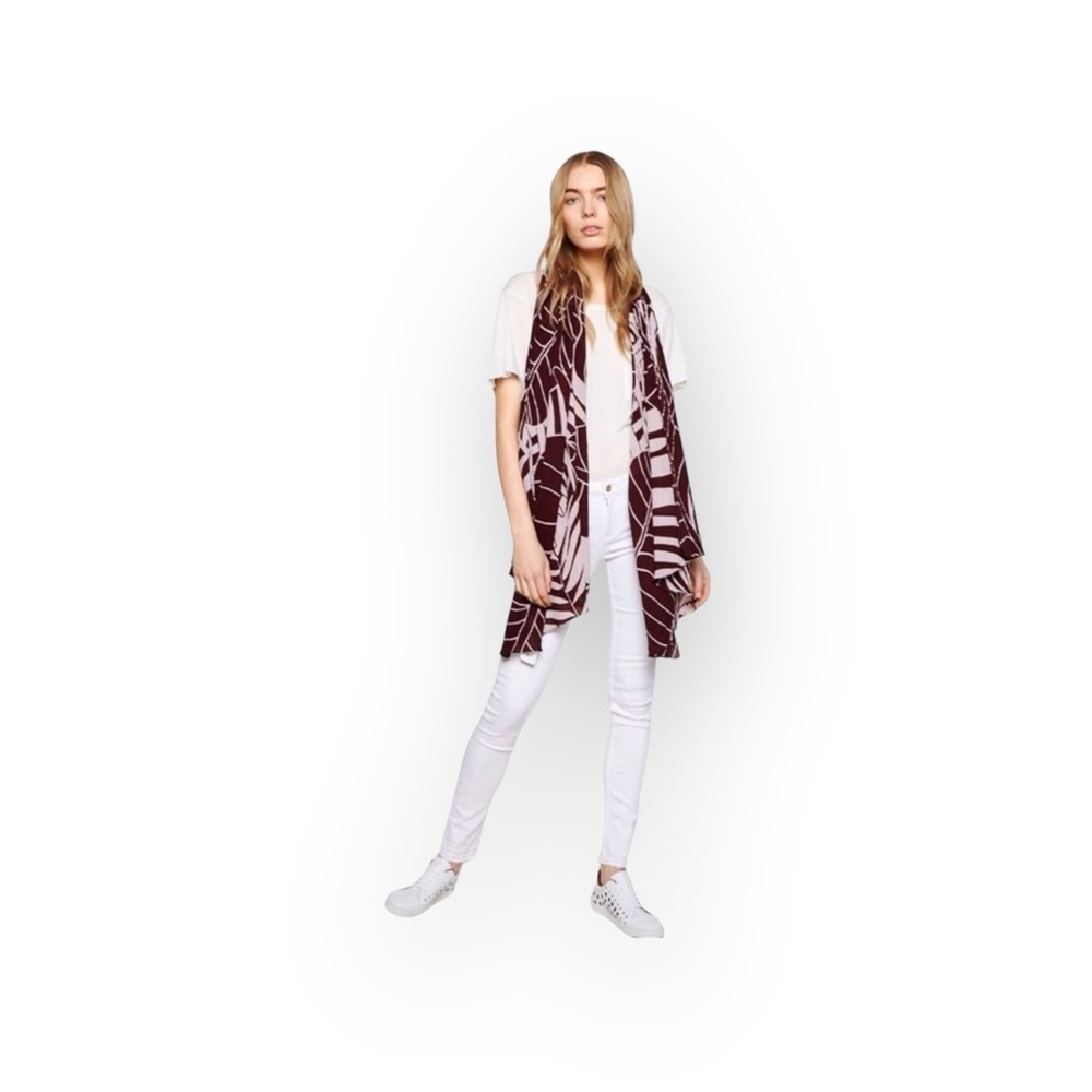 new Liebeskind Berlin 𑁍 Woven Jungle Leaf Print Scarf 𑁍 Wine 𑁍 Made in India - Picture 11 of 14